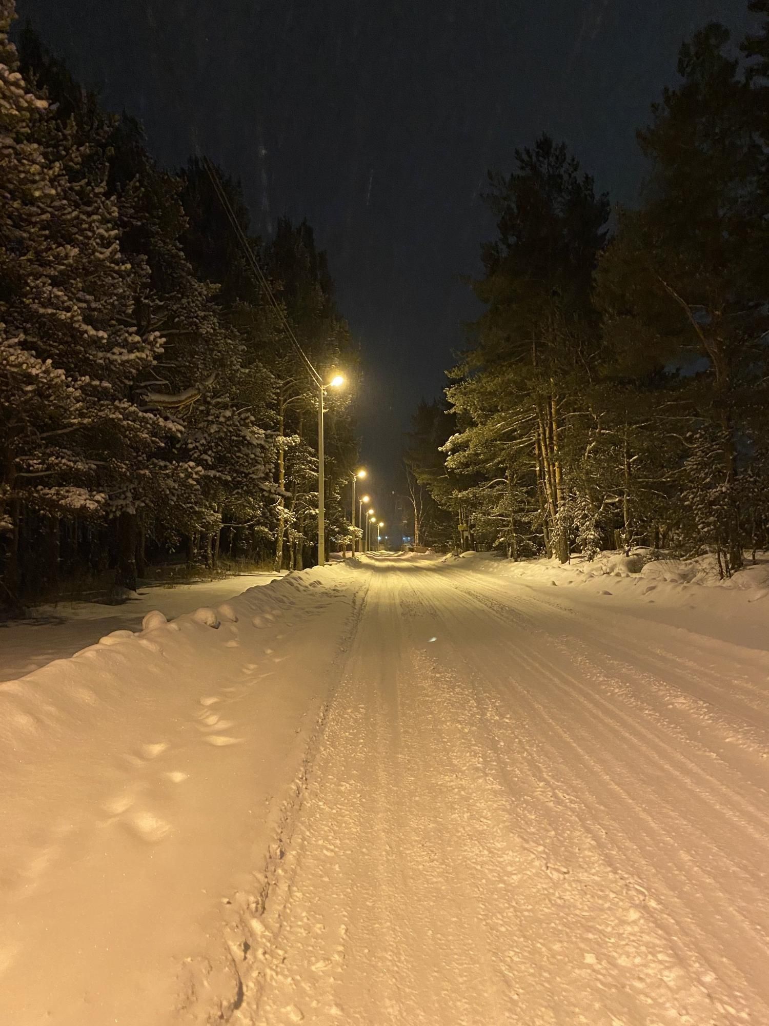 Дорога домой зимним вечером