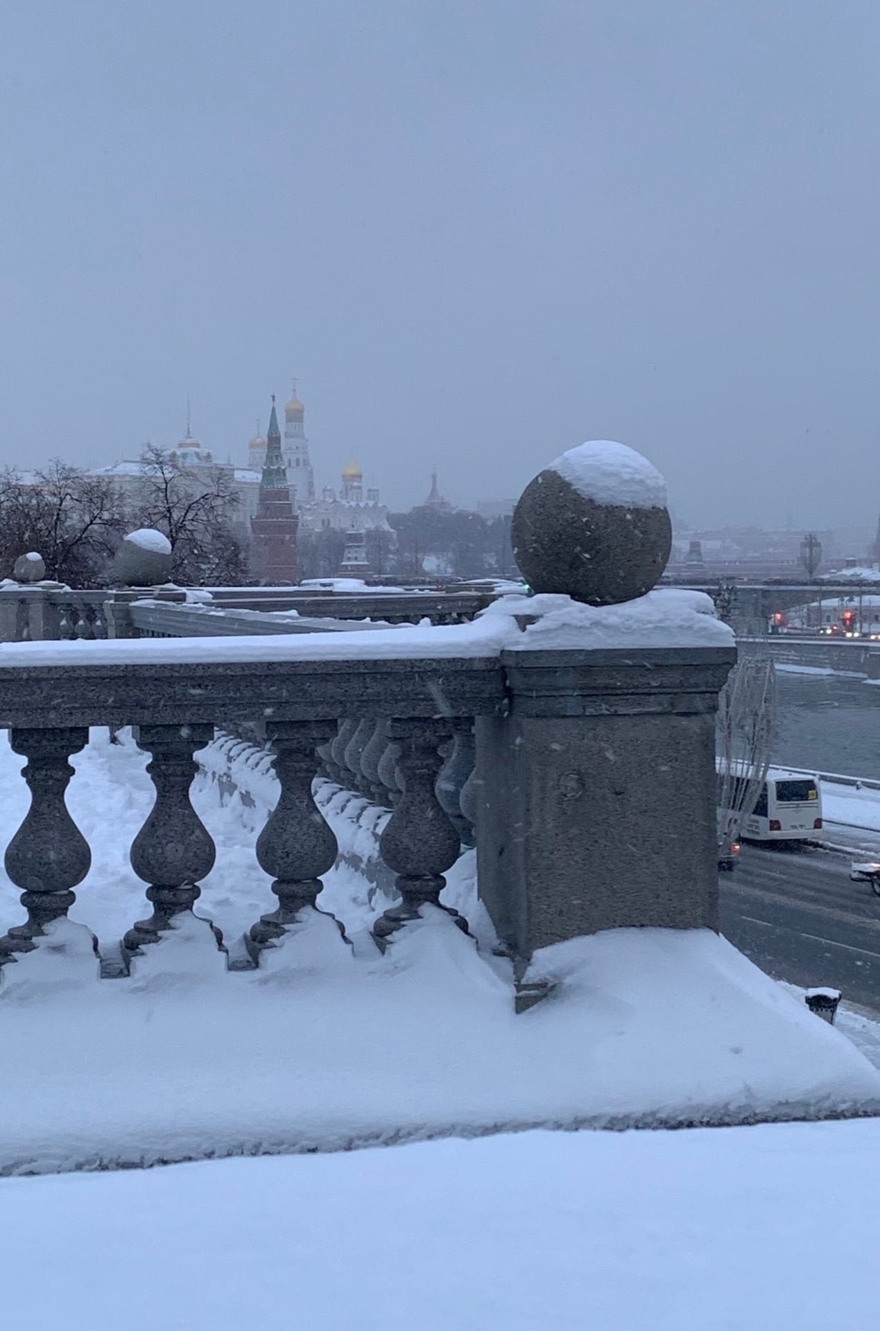 Москва в обьятиях зимы