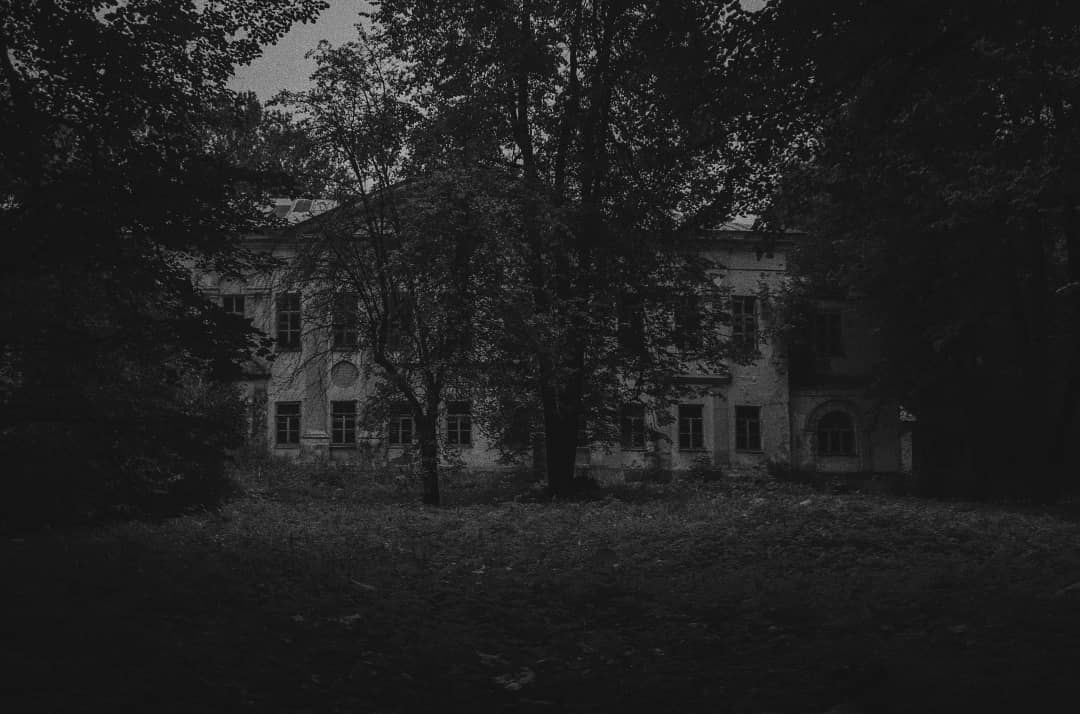Здесь когда-то писал А.П. Чехов