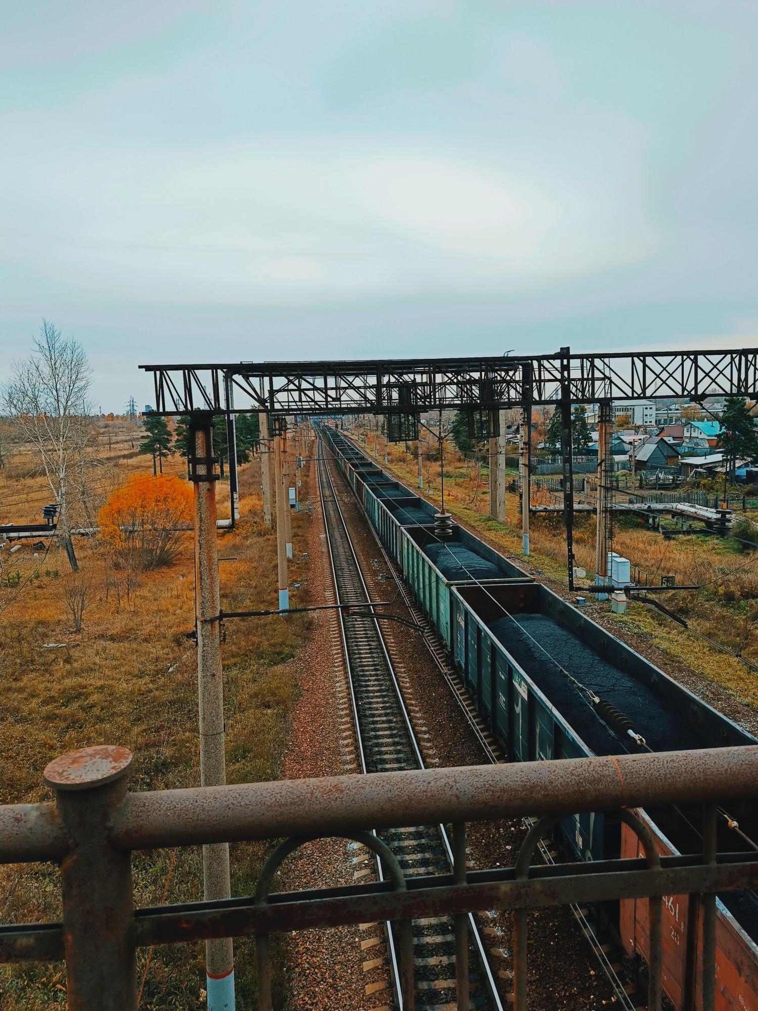 Уголь и осень в Сибири