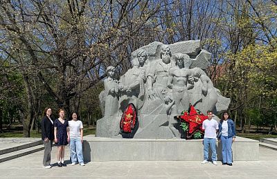 Памятник 13 тысячам краснодарцев – жертвам фашистского террора
