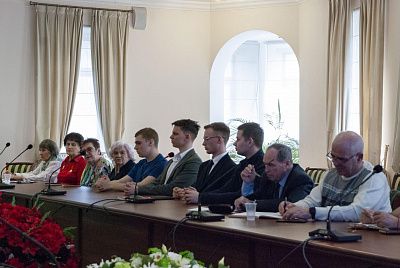 Голос истории