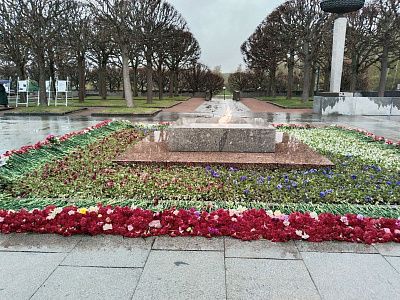 Пискарёвское мемориальное кладбище в Санкт-Петербурге