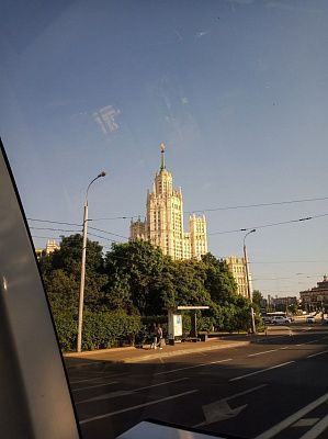 Одна из 7 сестёр
