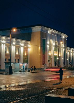 Вечер на речном вокзале