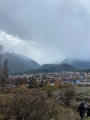 "счастье не за горами ,оно в горах"