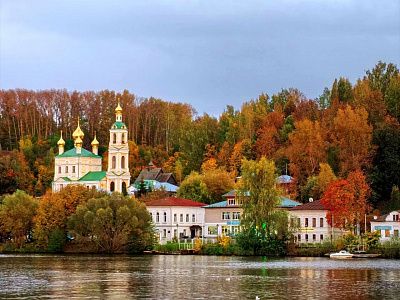 "Золотой Плëс" 