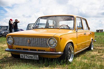 Жёлтая единичка