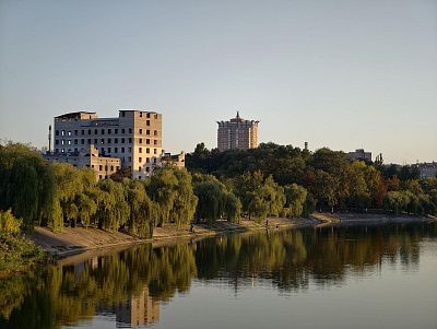 Набережная реки Кальмиус